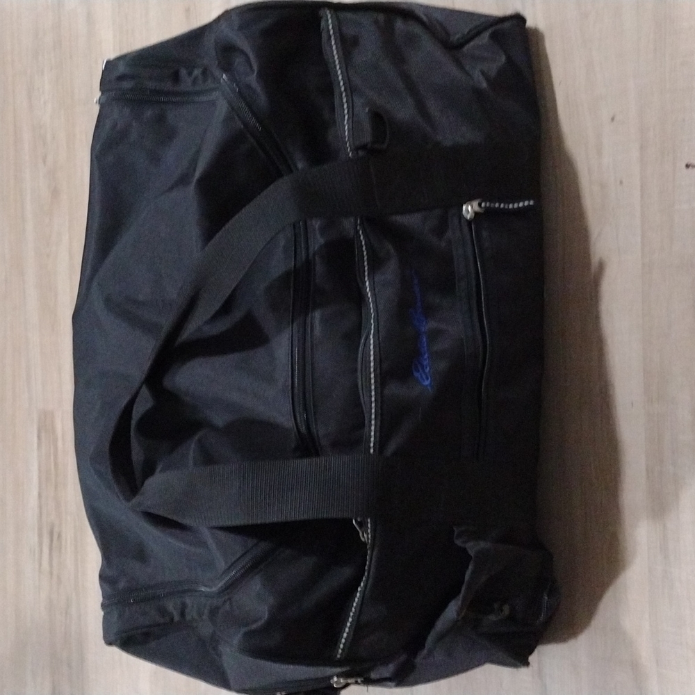 Eddie Bauer duffle bag